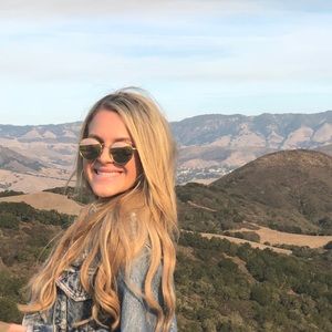 Authentic pink round metal ray bans💛